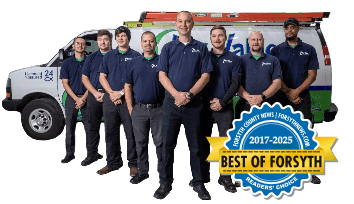 outlet-siiting-on-table